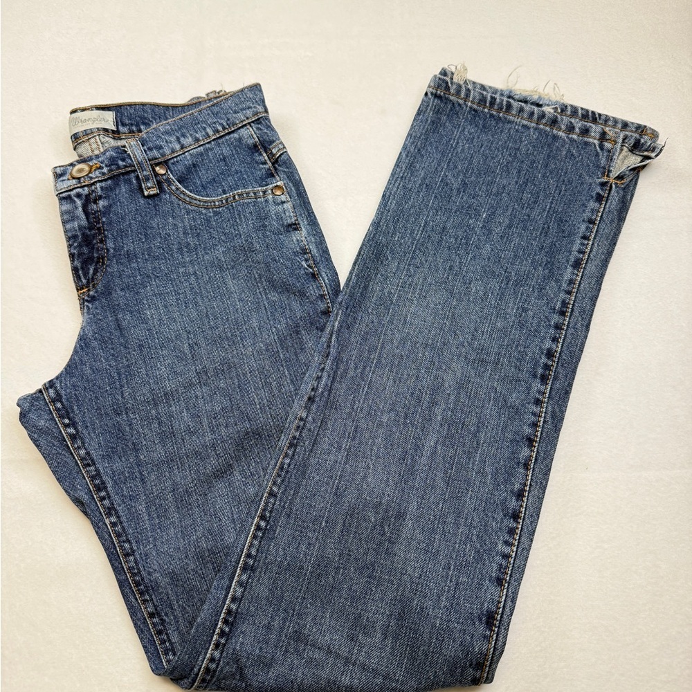 Wrangler Size 28’ Waist Women's Straight Leg Blue Jeans